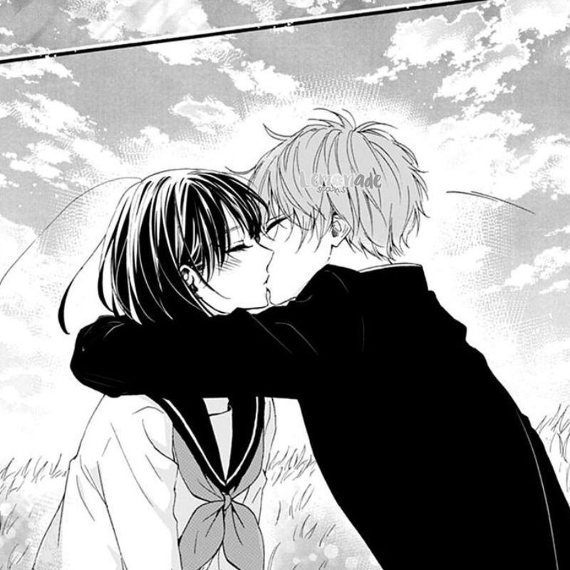 Anime cặp đôi hôn nhau lãng mạng
